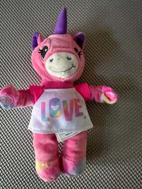 Build-A-Bear Workshop Pink Unicorn Buddies Mini Plush with LOVE Shirt